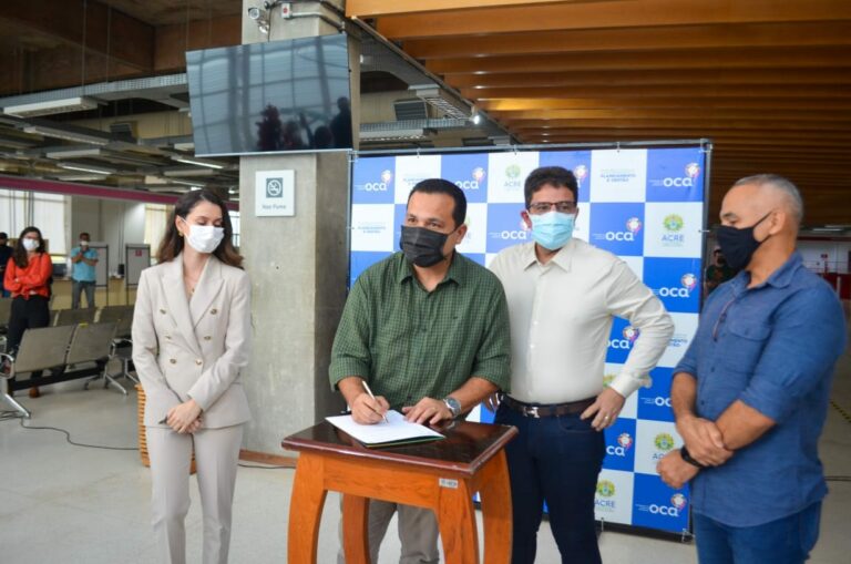 Termo de doação para construção da OCA de Brasileia é assinado em Rio Branco