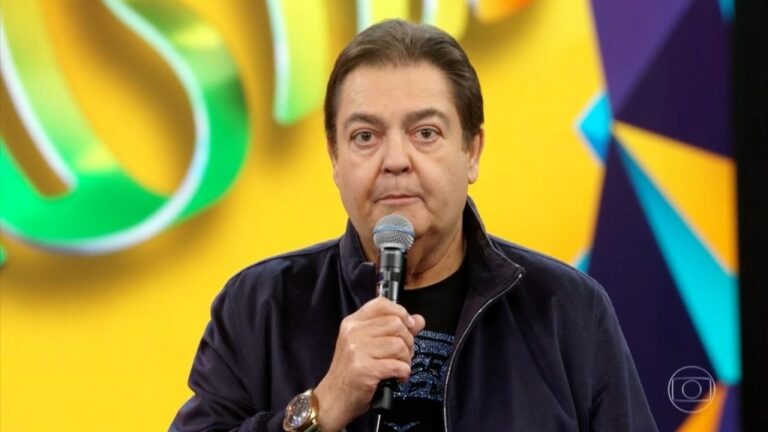 Faustão comete erros durante gravações na Band, se irrita com a produção e perde a linha