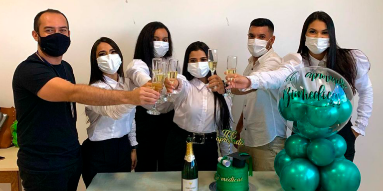 Ex-aluna Uninorte conta como foi a experiência de graduação e apresentação de TCC