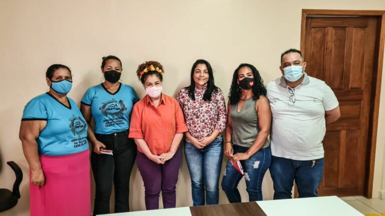 Parceria entre Prefeitura e deputada permitirá cursos profissionalizantes para mulheres vulneráveis