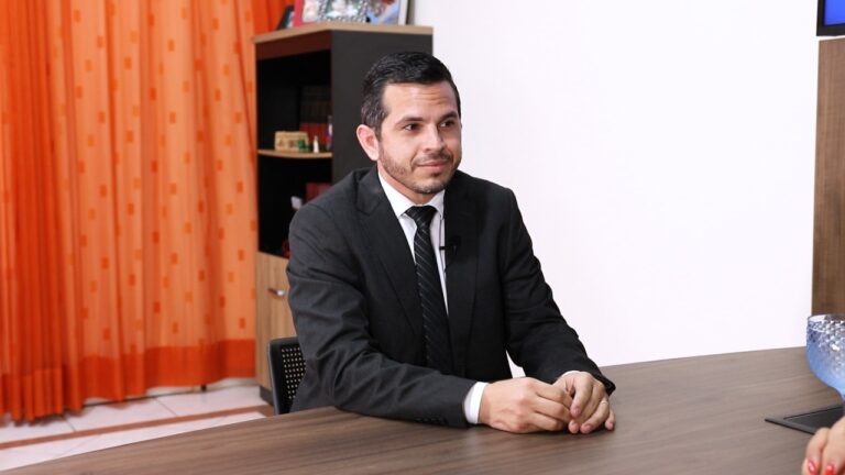 “Quando a política entra pela porta, a instituição sai pela janela”: Novo presidente da OAB/AC conversa com ContilNet
