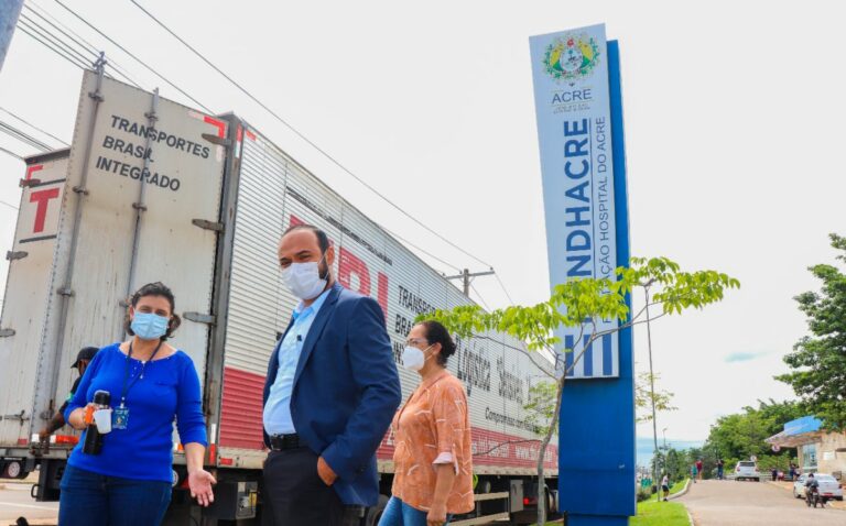 Fundhacre recebe novo aparelho de tomografia