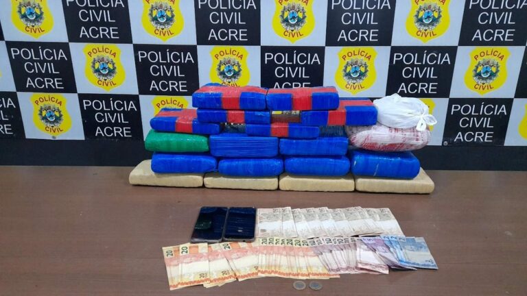 No AC, quatro pessoas são presas com mais de 18 kg de drogas e R$ 1 mil em dinheiro