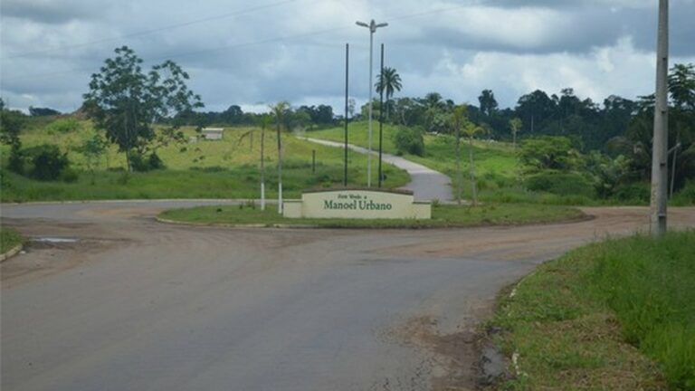 Adolescente sai para matar inimigo de facção rival e acaba sendo baleado no interior do Acre