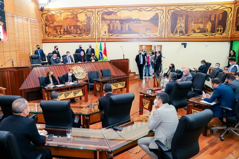 Deputados aprovam mais de cem projetos de lei na Assembleia Legislativa do Acre