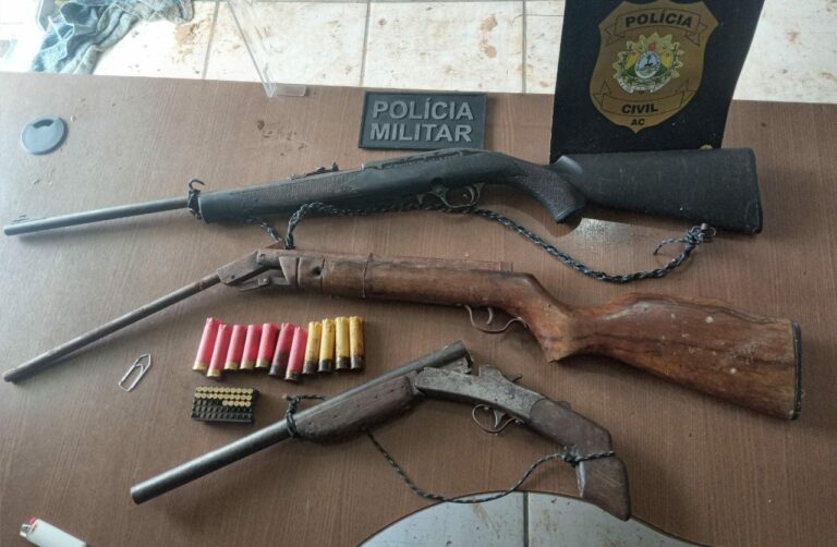 8° BPM e Polícia Civil, em operação integrada, apreendem três armas de fogo e munições em Manoel Urbano