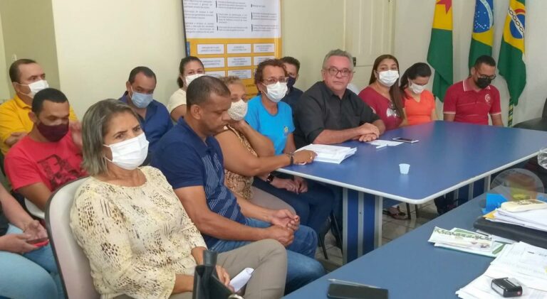 Prefeitura de Plácido de Castro anuncia pagamento de R$ 16.900 de abono aos profissionais da Educação