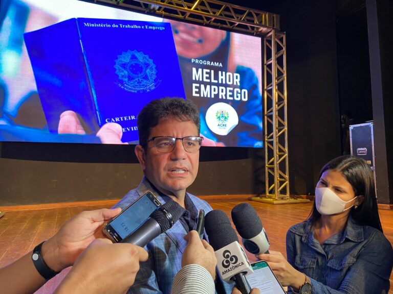 Gladson abre o jogo ao ContilNet sobre filiação: “Estão fazendo confusão”