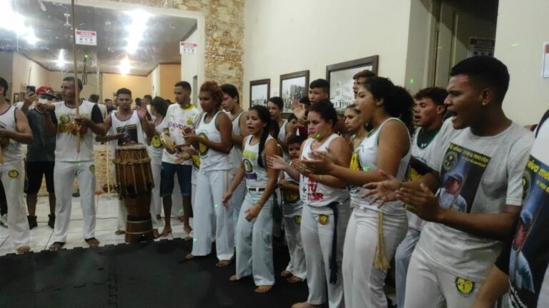 Grupo Axé Capoeira encerra 2021 colocando mais de 100 capoeiristas na tradicionais roda de Capoeira em Rio Branco