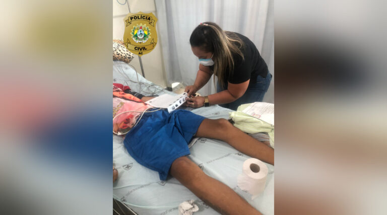 Polícia Civil tira cédulas de identidade de pessoas com dificuldade de locomoção em Cruzeiro do Sul