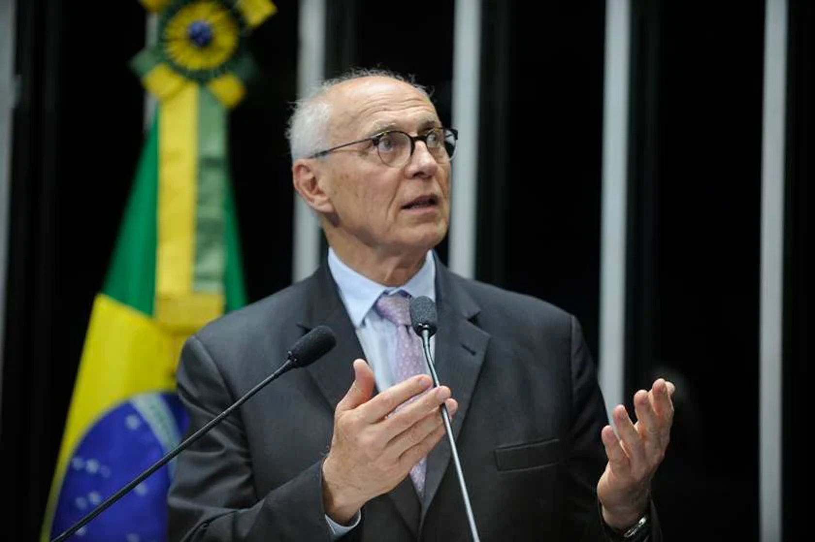 Ex-senador Eduardo Suplicy é diagnosticado com Covid-19; ele tomou dose de reforço
