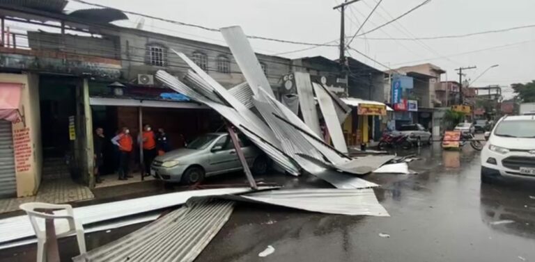 Chuvas deixam prejuízos em todas as zonas de Manaus na última semana do ano