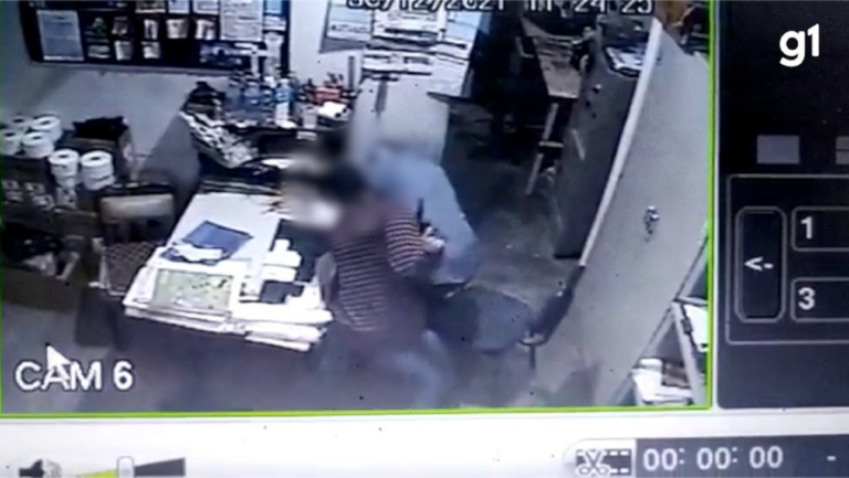 Homem invade lotérica, faz funcionários reféns e leva bolsa de dinheiro em MS