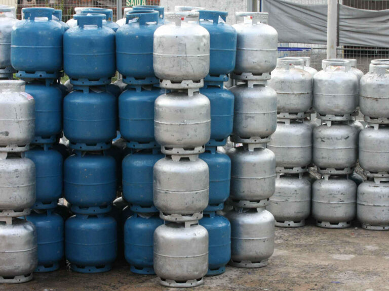 Vale-gás: pagamento começa em 18 de janeiro; veja calendário completo