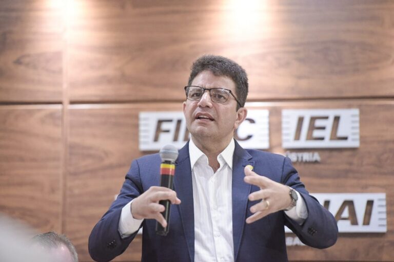Gladson cria programa de compras governamentais de incentivo à indústria e à construção civil