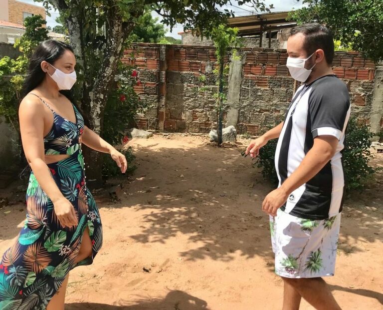 Amigos descobrem que são irmãos separados há mais de 30 anos em Natal