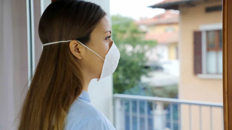 Ômicron: Esteja atento, há um novo sintoma (raro)