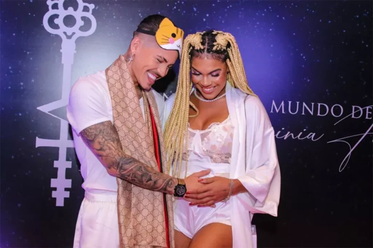 Tays Reis anuncia gravidez e posa com Biel em festa. Veja as fotos!