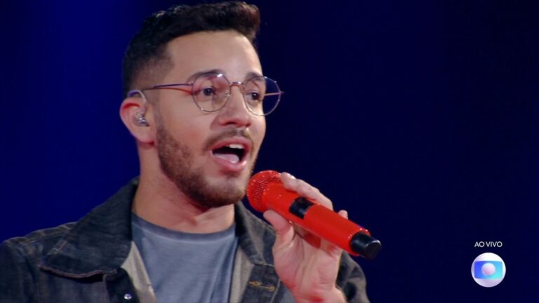 Acreano avança para semifinal do The Voice Brasil e fará show com Brown, Claudia e Iza