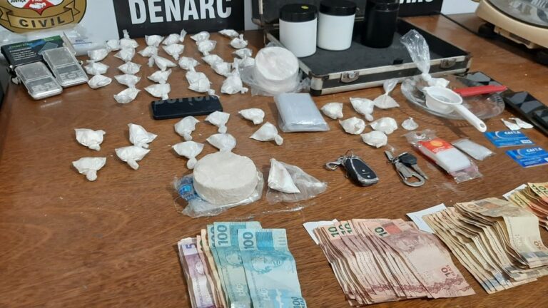 Família que vendia droga no formato de queijo é presa por tráfico e tem carro de luxo apreendido