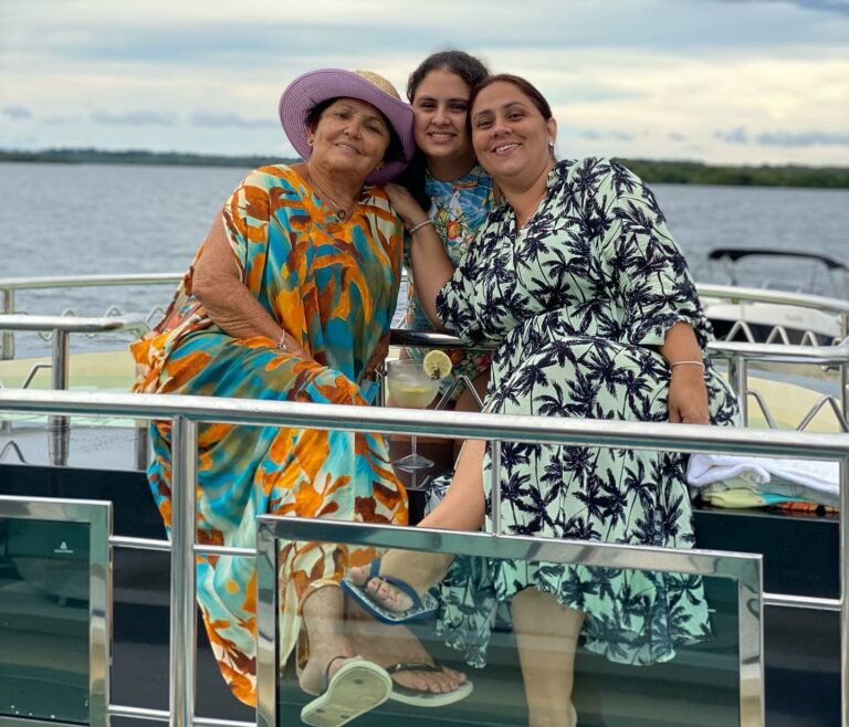 Coluna da Márcia traz acreanos curtindo férias pelo Brasil e aniversariantes da semana; confira