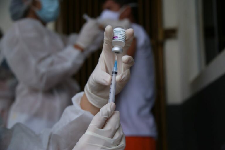 Comitê técnico estadual descarta efeito adverso em vacina infantil contra a Covid-19 no Acre