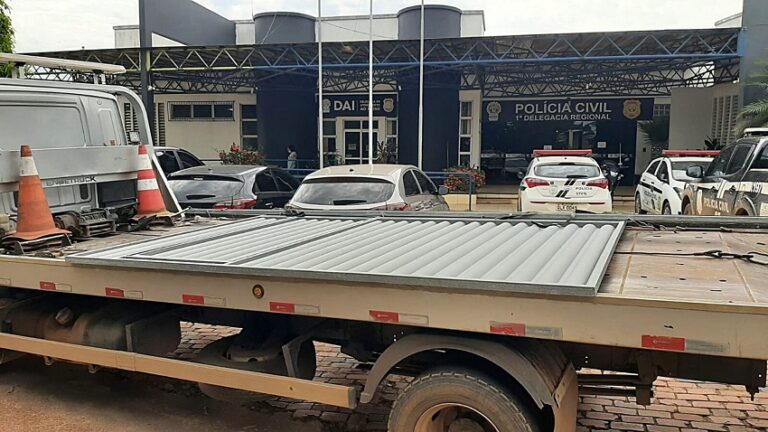 Nem portão escapa: polícia recupera um, furtado de residência em Rio Branco