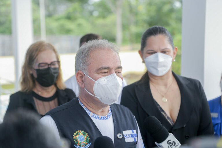 Ministro da Saúde, dose de reforço no AC, PDT e mais: veja o que foi destaque nesta segunda