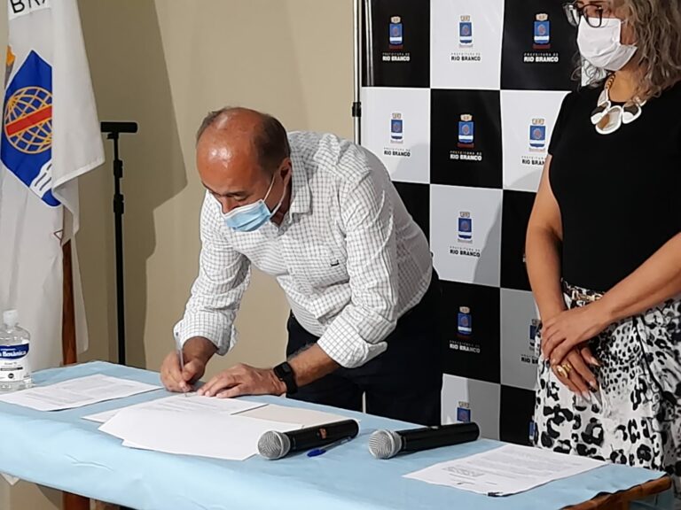 Por casos de Covid-19 e gripe, Bocalom decreta situação de emergência: ‘Não é algo para se alarmar, é algo para se cuidar’