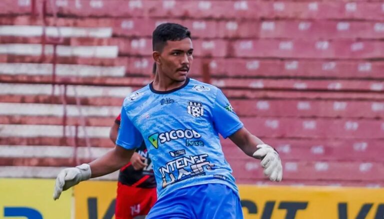 Coluna da Márcia: clique exclusivo do goleiro acreano Tomate, aniversariantes e muito mais; confira