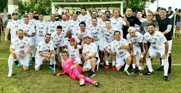 “Vitória da solidariedade!”: Alan Rick comemora arrecadação de quase 1t de alimentos no Futebol Solidário em Capixaba