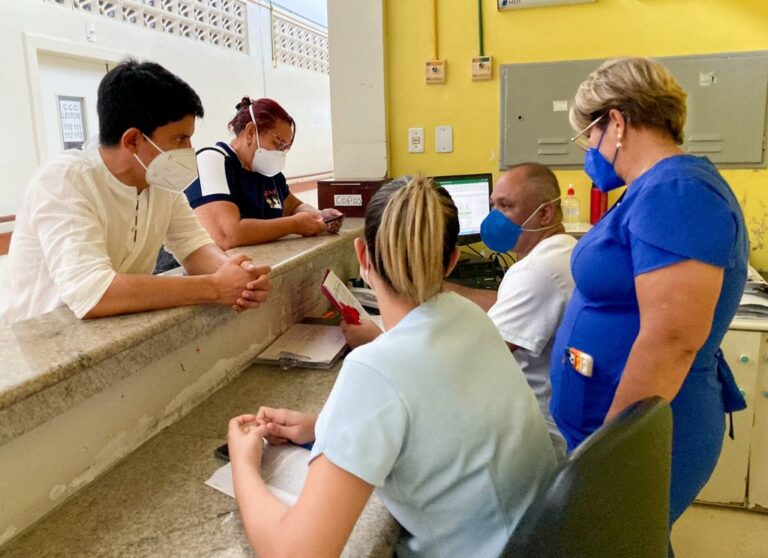 Jenilson Leite visita Fundação Hospitalar para conversar com os servidores: “É preciso valorizar nossos profissionais”