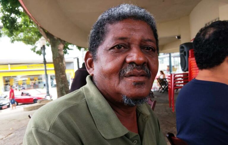 Ex-jogador de futebol e vendedor de revistas no centro da cidade, o “Pelé da Banca”, deve entrar para a política