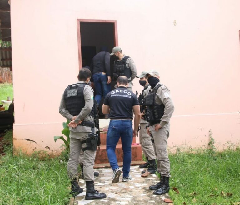 Forças de segurança fecham cerco e Comando Vermelho perde pelo menos R$ 1 milhão em apreensão