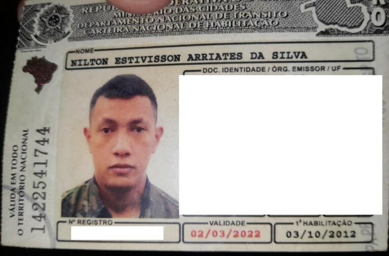 Polícia investiga mulher suspeita de matar o marido com golpes de facada no abdômen e pescoço