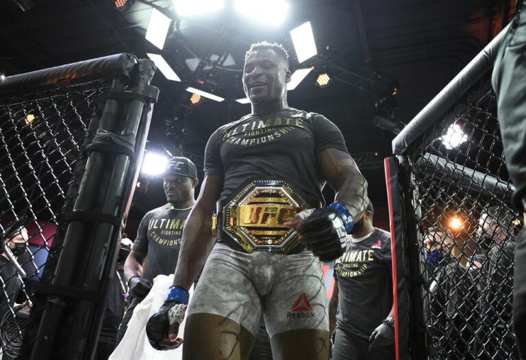 Francis Ngannou alerta o UFC: “Não luto mais por US$ 600 mil. Acabou”
