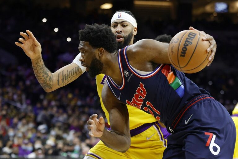 NBA: LeBron é desfalque de última hora, e os Sixers batem os Lakers com sobras