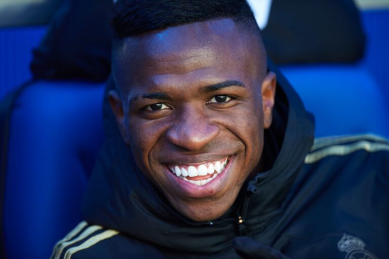 Estudo aponta ex-Flamengo como o jogador mais valioso do mundo; veja quem é