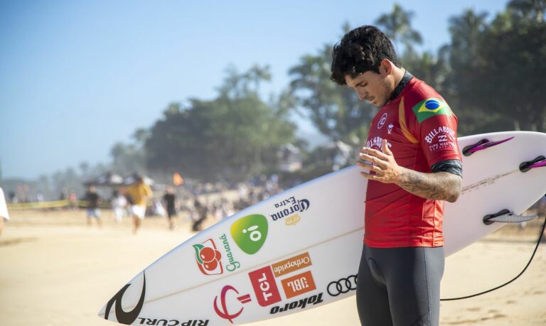 Surfe: Medina anuncia que não disputará 1ª etapa do Circuito Mundial