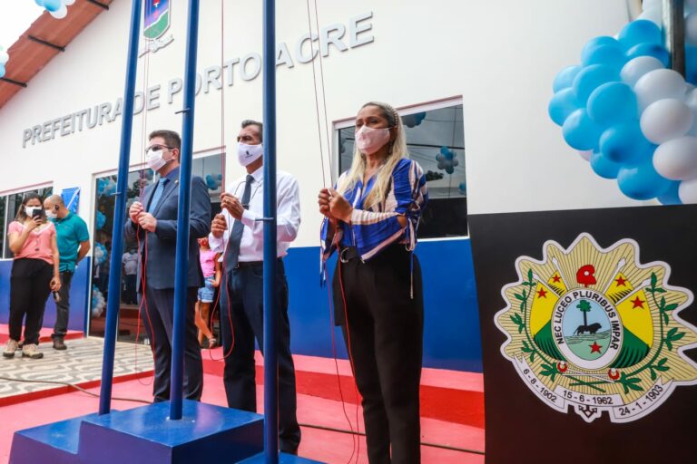 Governo e prefeitura de Porto Acre celebram fim da Revolução Acreana com entrega de várias obras no município