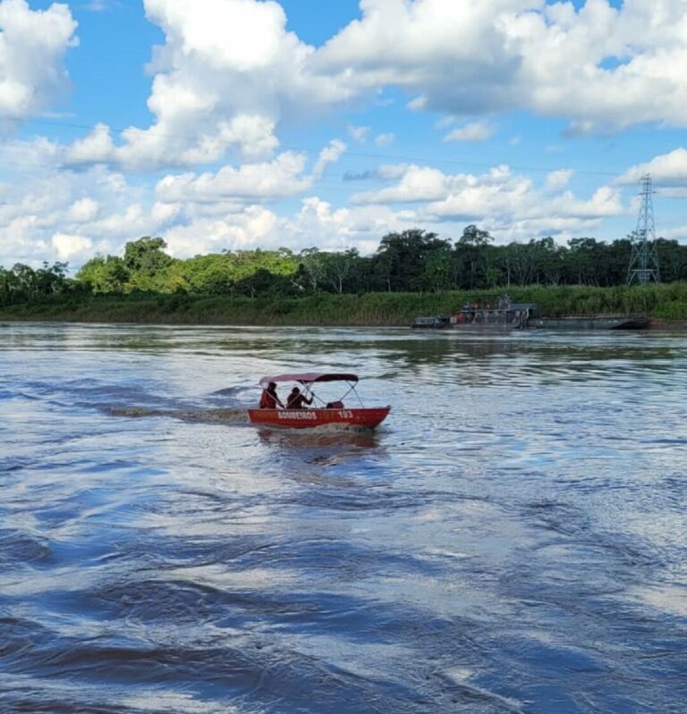 Jovem que caiu no rio Purus ao tentar tirar selfie continua desaparecido; buscas continuam