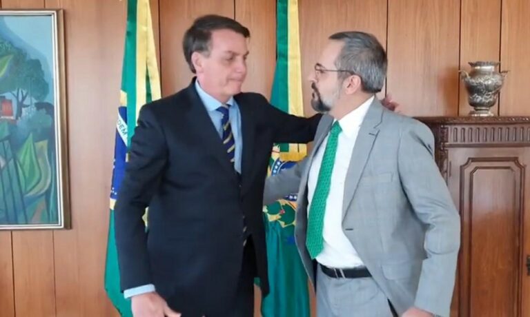 Bolsonaro não deve renovar mandato de Weintraub no Banco Mundial, dizem fontes