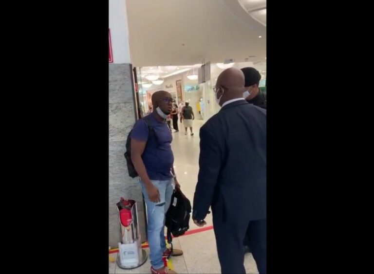 Acusado de furtar mochila na Zara pede indenização de R$ 1 milhão ‘para desestimular o racismo’
