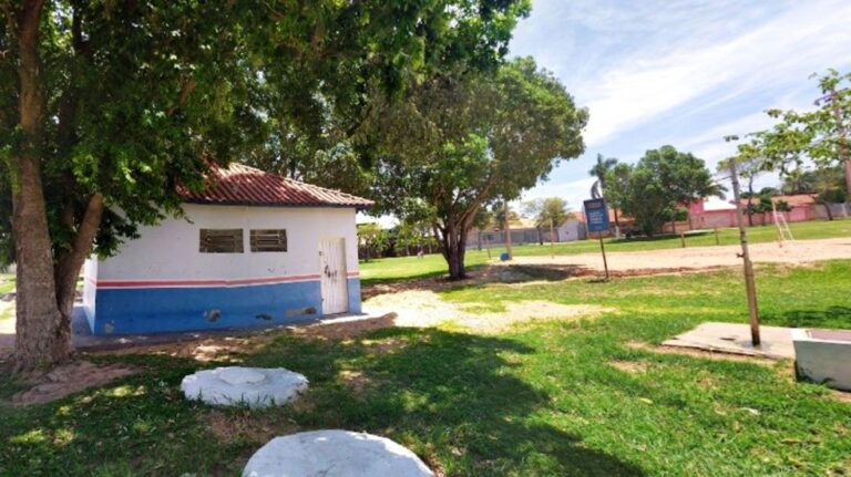 Menina de 13 anos é estuprada em banheiro público de praça por pelo menos 8 horas, diz polícia