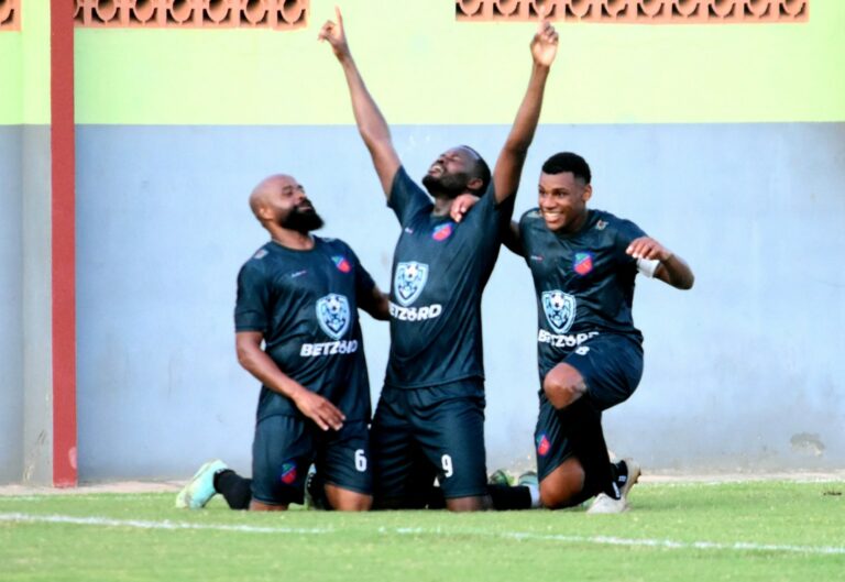 Na estreia, Humaitá atropela Independência: 4 a 0