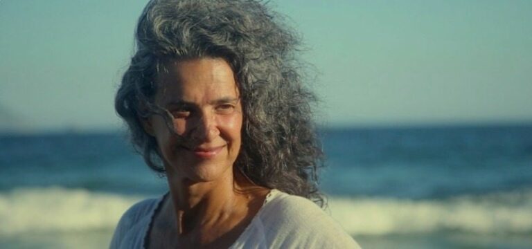 Simone lança novo single “Haja Terapia” e fala sobre Covid