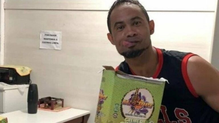 Condenado por assassinato, goleiro Bruno vai vender açaí na periferia