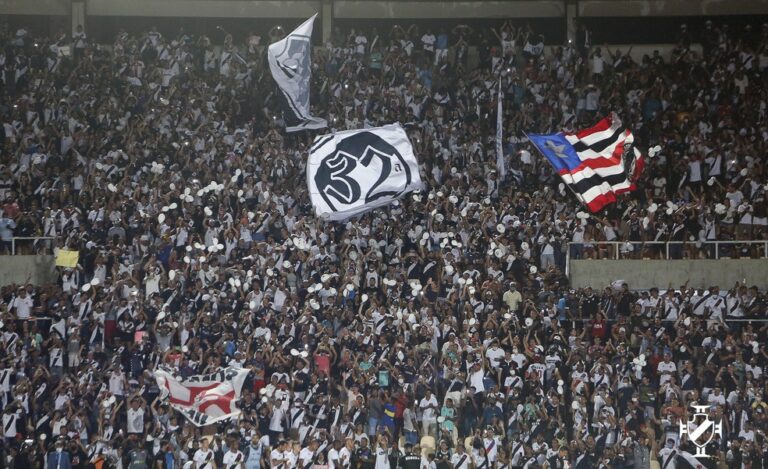 Vasco perde 74% dos sócios após permanência na Série B e fecha janeiro com pouco menos de 48 mil