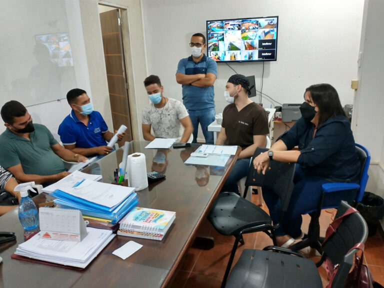 Saúde de Cruzeiro do Sul e funerárias alinham protocolos relacionados aos óbitos pela Covid-19