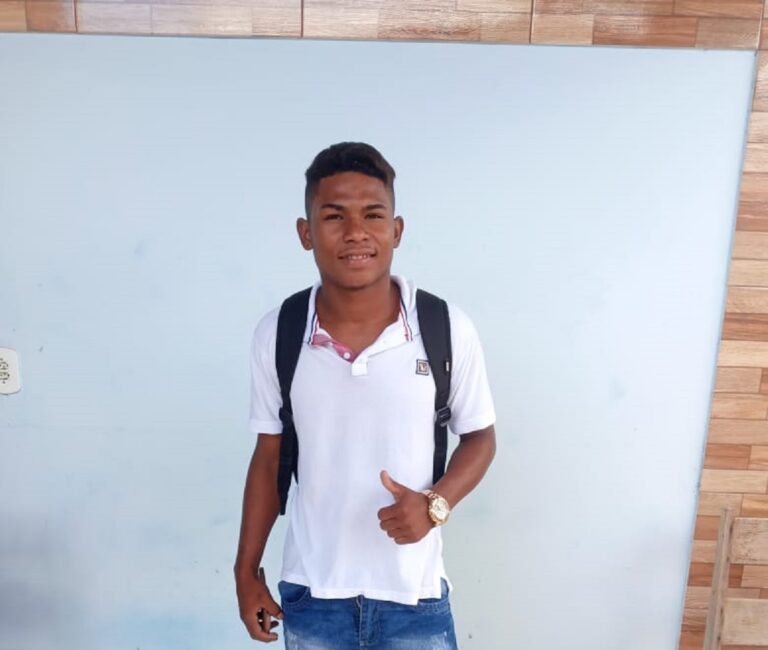 Jovem de 19 anos sai para “quebrar castanha” e desaparece em ramal de Sena Madureira